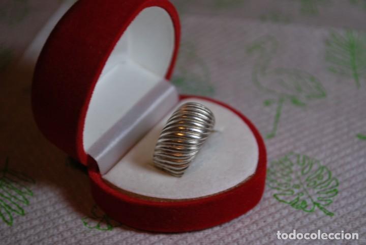 Antig&uuml;edades: Anillo de Plata de ley - Foto 1