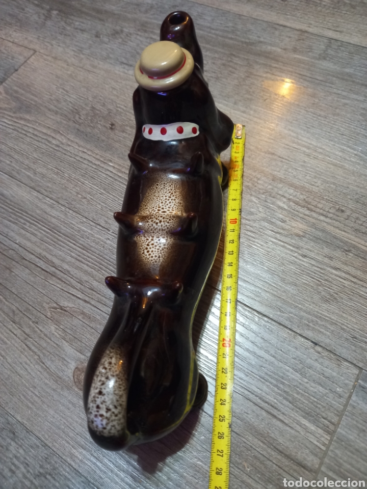 Antig&uuml;edades: BOTELLA O BOTIJO CON FORMA DE PERRO SALCHICHA - Foto 10