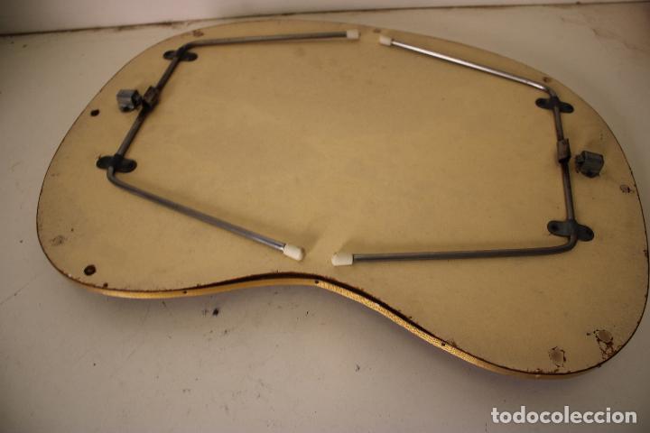 Antig&uuml;edades: antigua bandeja para cama - Foto 3