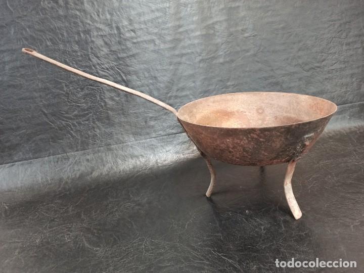 Antig&uuml;edades: Antigua sart&eacute;n tr&eacute;bede. CG3 - Foto 1