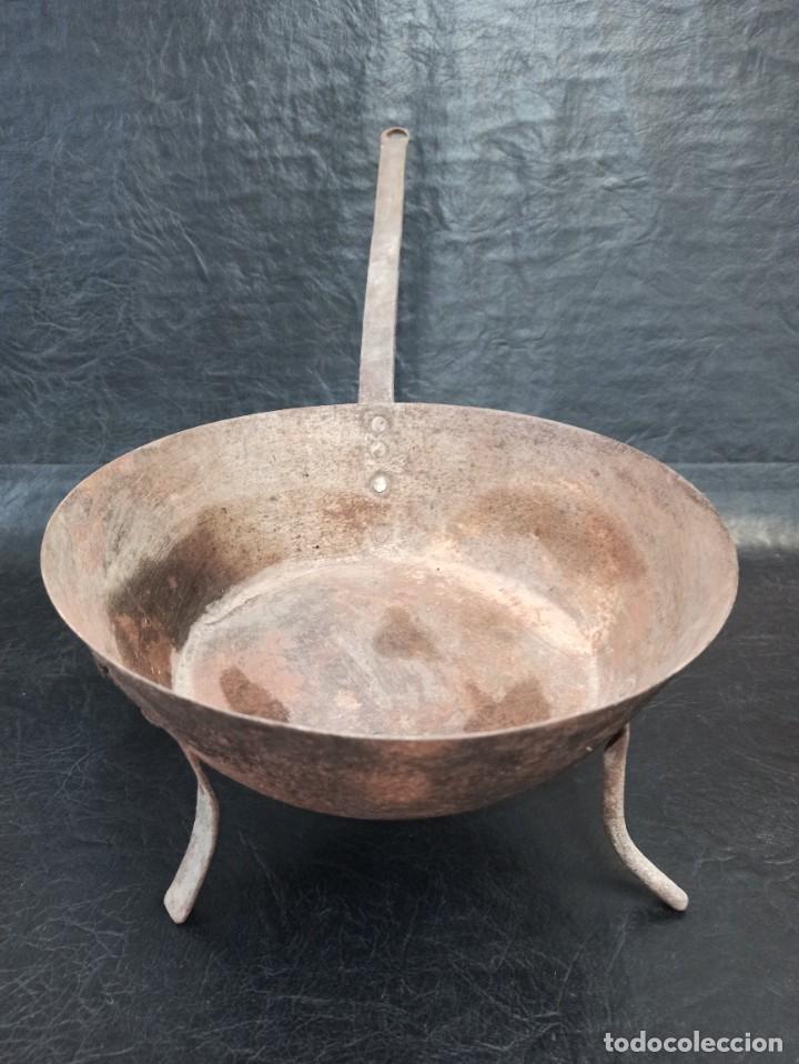 Antig&uuml;edades: Antigua sart&eacute;n tr&eacute;bede. CG3 - Foto 2