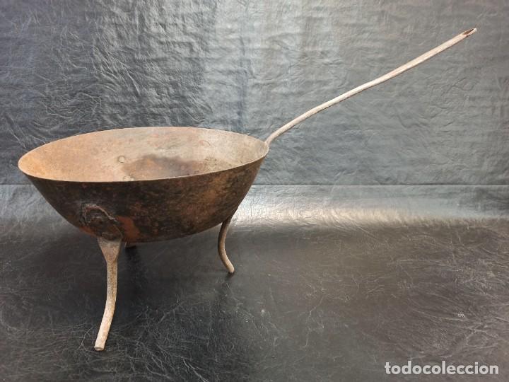 Antig&uuml;edades: Antigua sart&eacute;n tr&eacute;bede. CG3 - Foto 3