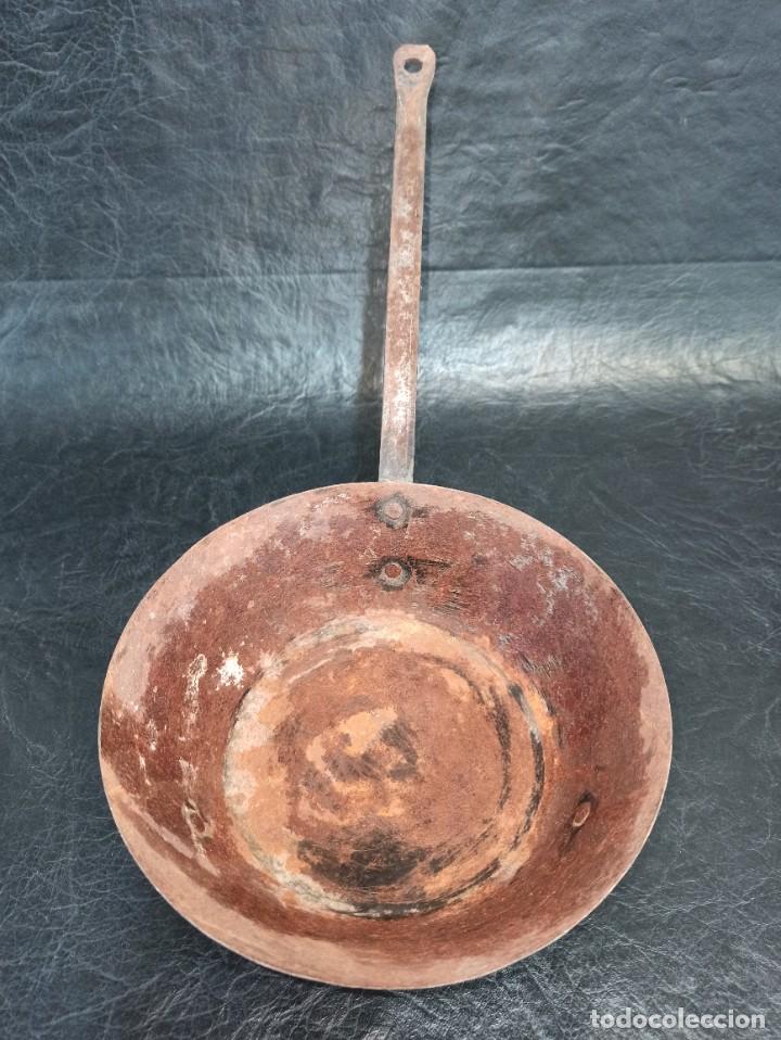 Antig&uuml;edades: Sart&eacute;n tr&eacute;bede. CG3 - Foto 2