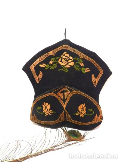 Antiquit&eacute;s: Antiguo Porta Cepillos XIX, Porta Peines XIX, Porta Cepillos Tela Bordada, Art Nouveau, Tela Bordada