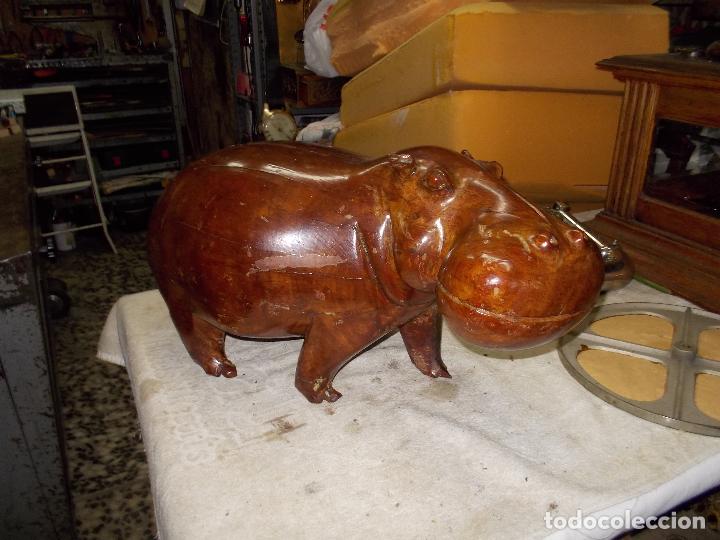Antig&uuml;edades: talla madera hipopotamo - Foto 4