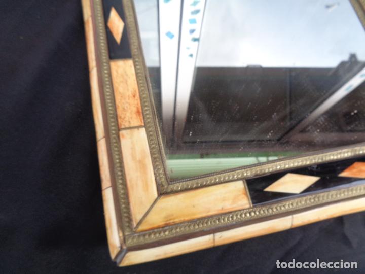 Antig&uuml;edades: MARCO CON INCRUSTACIONES Y ESPEJO - Foto 4