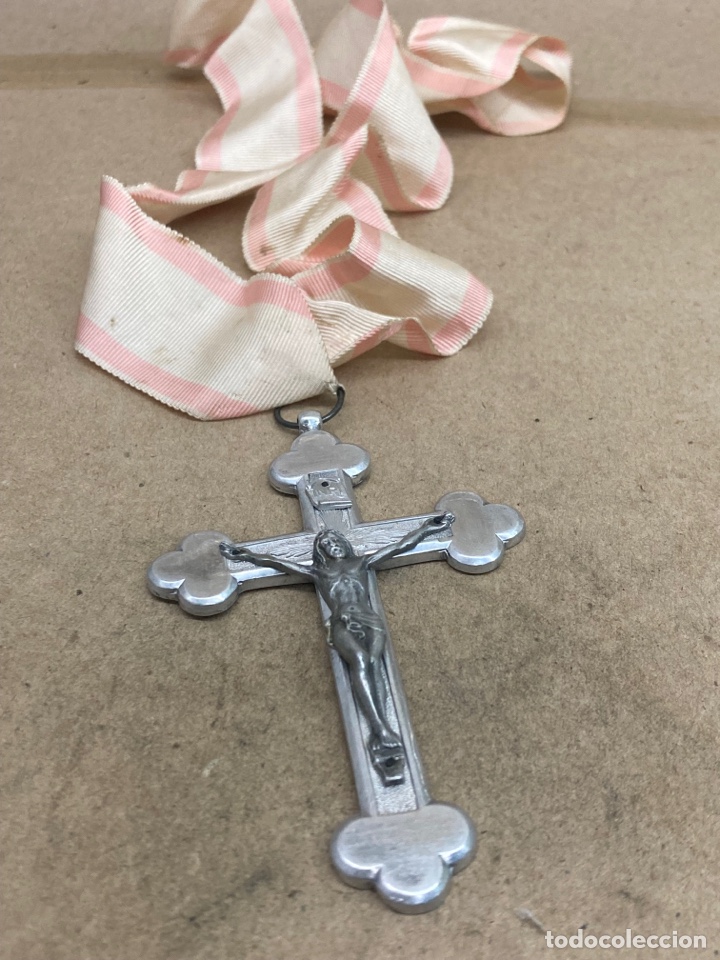 Antig&uuml;edades: Cruz de metal - Foto 1