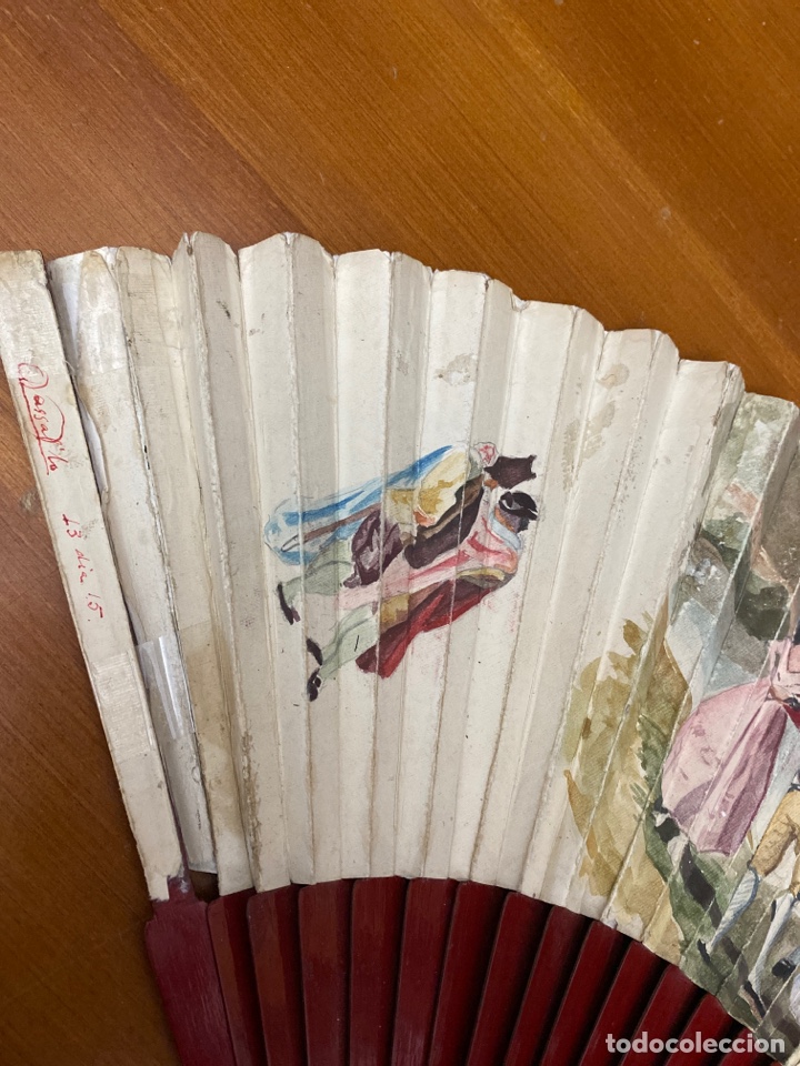 Antig&uuml;edades: Abanico antiguo de madera con bailarines - Foto 4