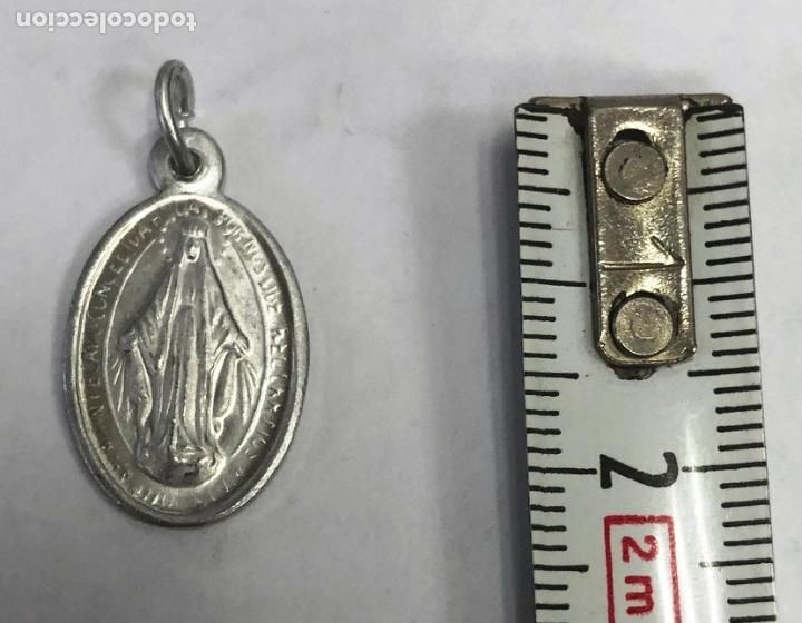 Antig&uuml;edades: Medalla de la Virgen Mar&iacute;a. - Foto 2