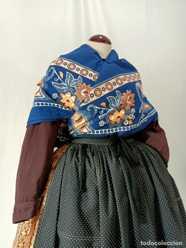 Antig&uuml;edades: Indiana &iacute;ndigo. Pa&ntilde;uelo estampado. - Foto 11