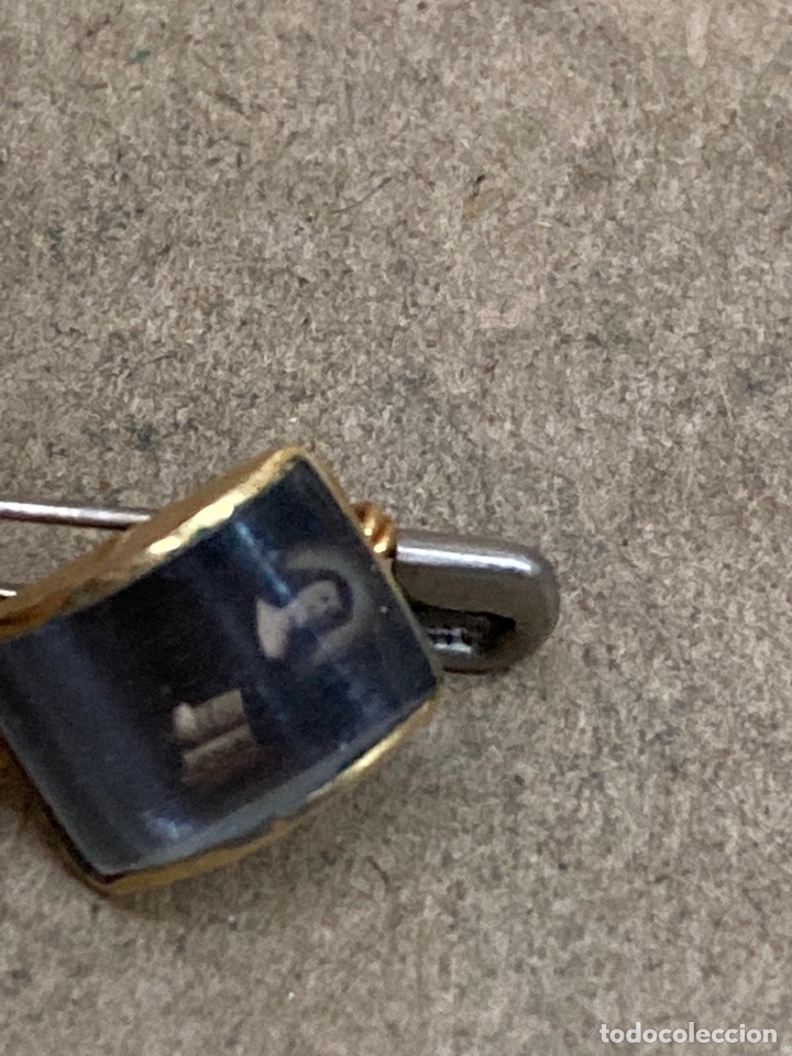 Antig&uuml;edades: Broche religioso - Foto 1