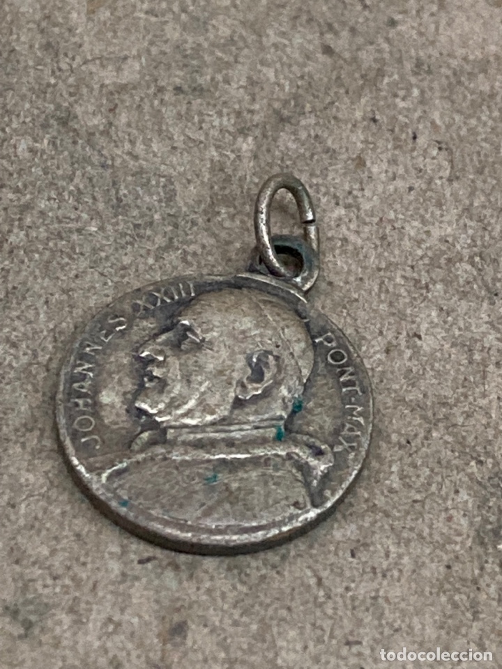 Antig&uuml;edades: Medalla religiosa - Foto 1
