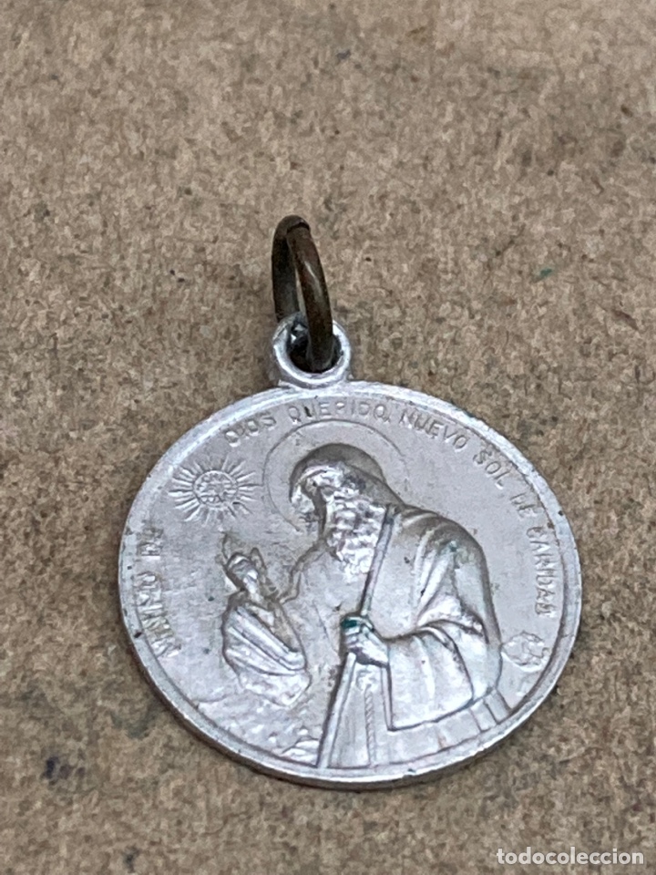 Antig&uuml;edades: Medalla religiosa - Foto 1
