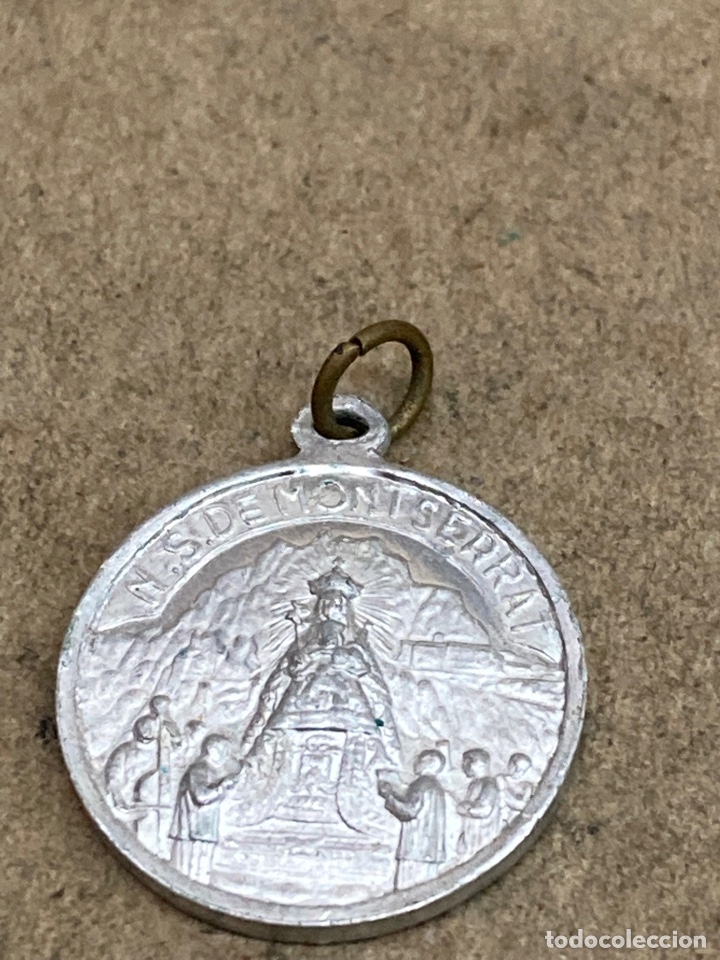 Antig&uuml;edades: Medalla religiosa - Foto 1