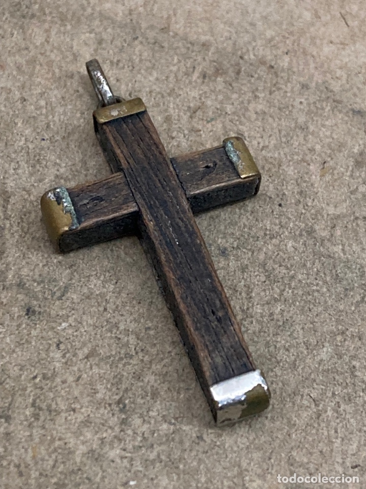 Antig&uuml;edades: Cruz de madera - Foto 1