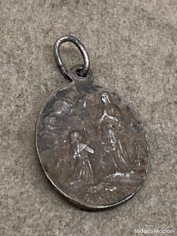 Antig&uuml;edades: Medalla religiosa - Foto 2
