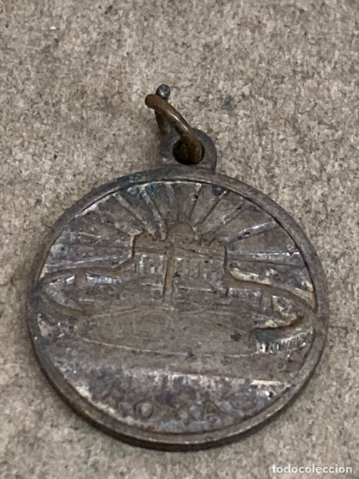Antig&uuml;edades: Medalla religiosa - Foto 2