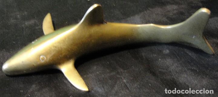 Antig&uuml;edades: TIBURON BRONCE 15 CM - Foto 2