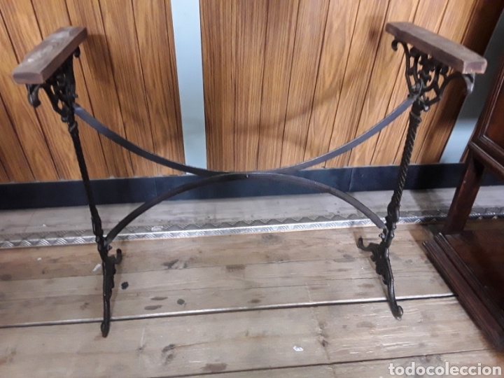 Antig&uuml;edades: Consola de hierro y marmol - Foto 3