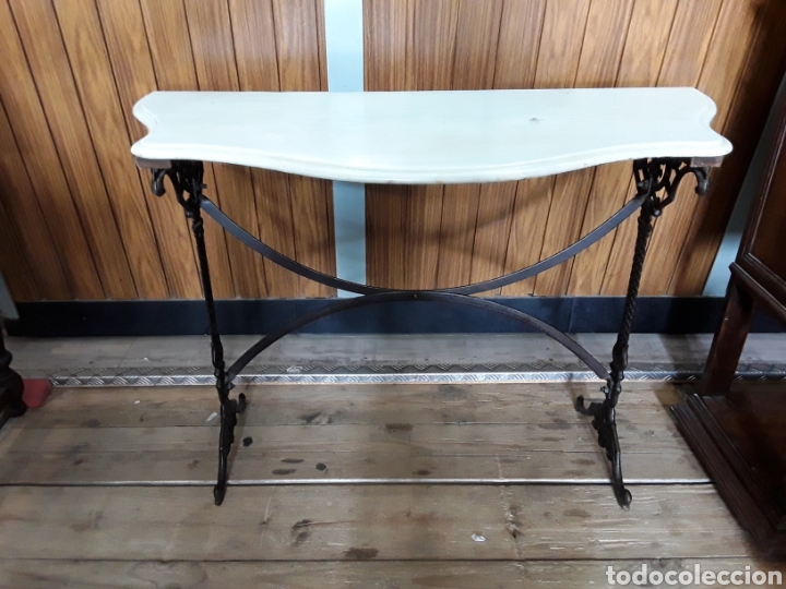 Antig&uuml;edades: Consola de hierro y marmol - Foto 1