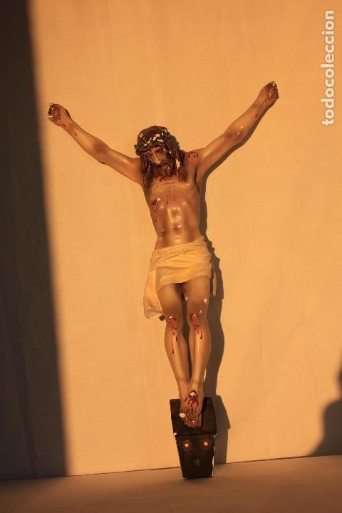 Antig&uuml;edades: CRISTO CRUCIFICADO ESCAYOLA MATE E - Foto 1