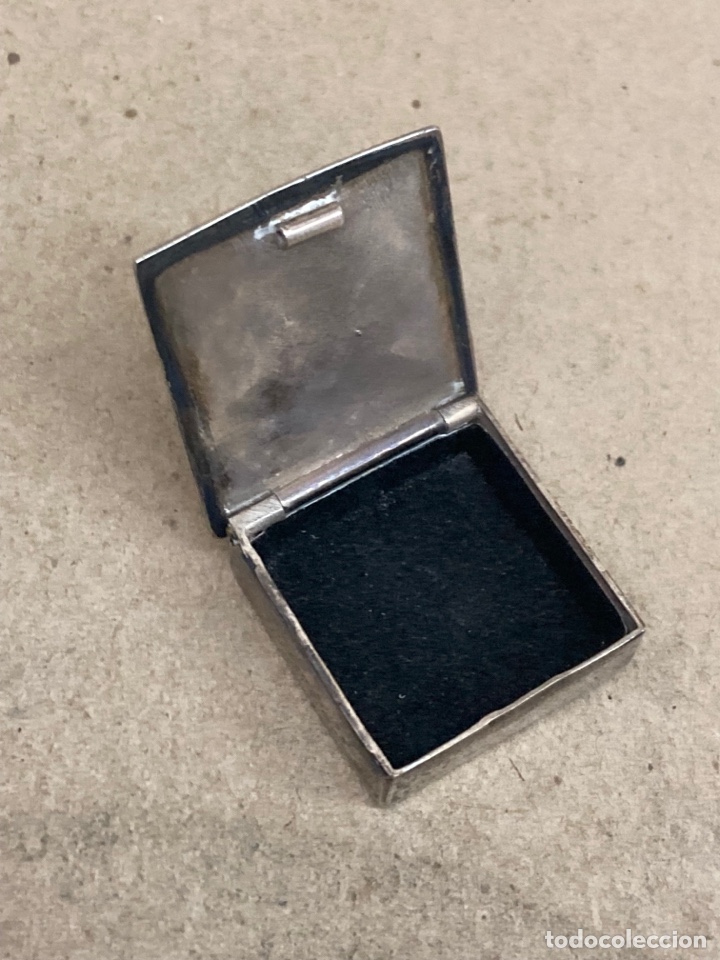Antig&uuml;edades: Caja de plata - Foto 2
