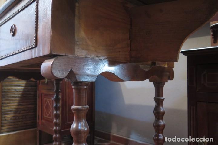 Antig&uuml;edades: MESA DE ALAS. MADERAS NOBLES. HACIA 1900 - Foto 3