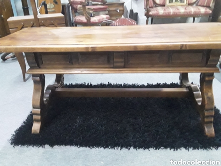 Antig&uuml;edades: Mesa de centro en nogal - Foto 5
