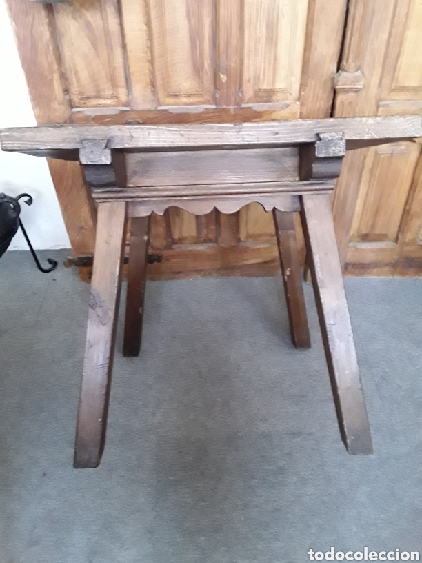 Antig&uuml;edades: Mesa auxiliar - Foto 3