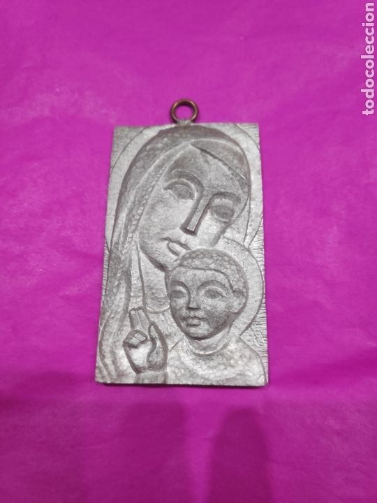Antig&uuml;edades: Medalla de la Virgen - Foto 1