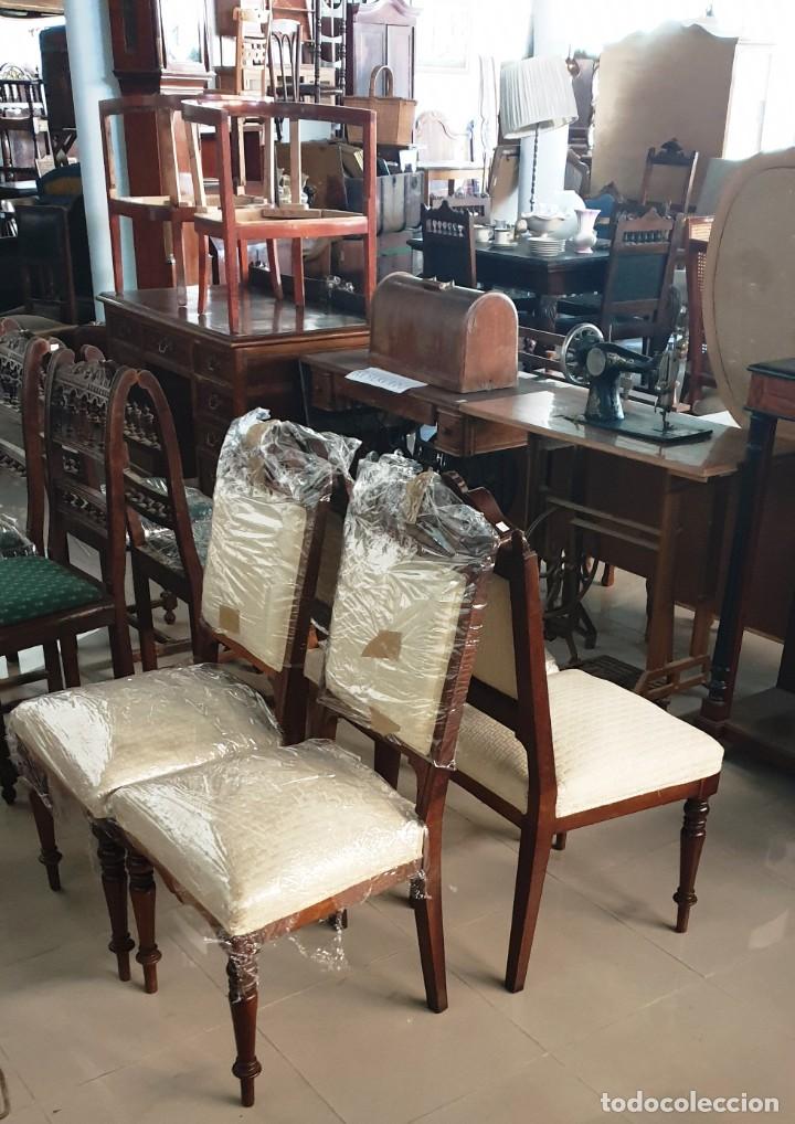 Antig&uuml;edades: 4 Sillas Alfonsinas de Nogal - Foto 5