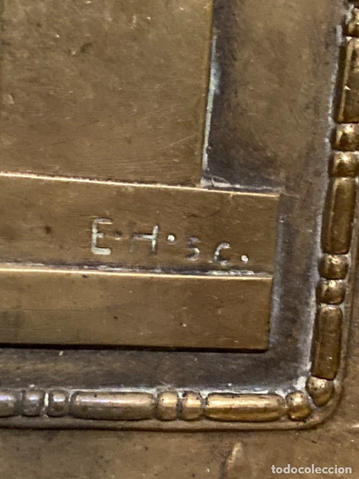 Antig&uuml;edades: Centro de mesa franc&eacute;s de bronce, firmado E H - Foto 4
