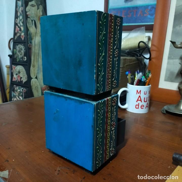 Antig&uuml;edades: Especieros de madera pintados a mano. - Foto 4