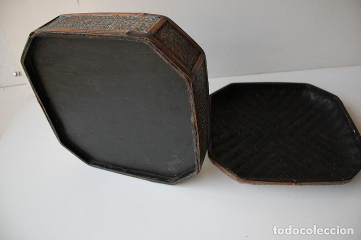 Antig&uuml;edades: caja de mimbre - Foto 2