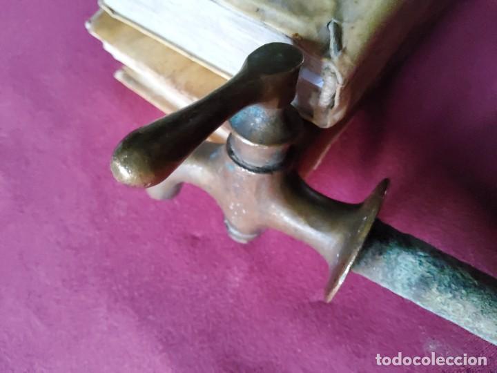 Antig&uuml;edades: GRIFO ANTIGUO DE BRONCE - Foto 7