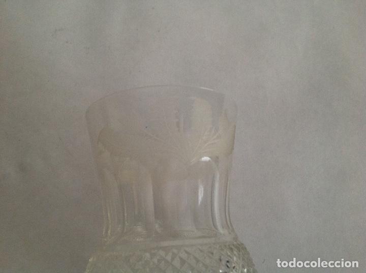 Antig&uuml;edades: Jarroncito de cristal ingl&eacute;s tallado - Foto 3