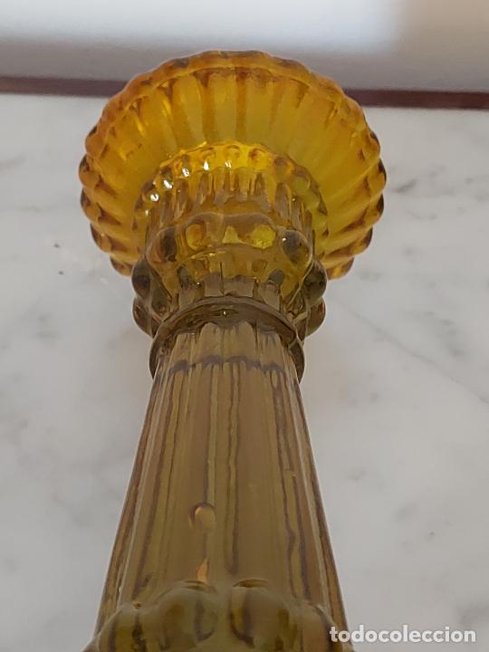 Antig&uuml;edades: Candelabro cristal de color - Foto 2