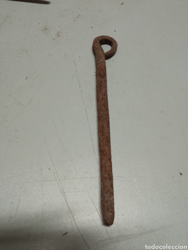 Antig&uuml;edades: Pasador de forja - Foto 2