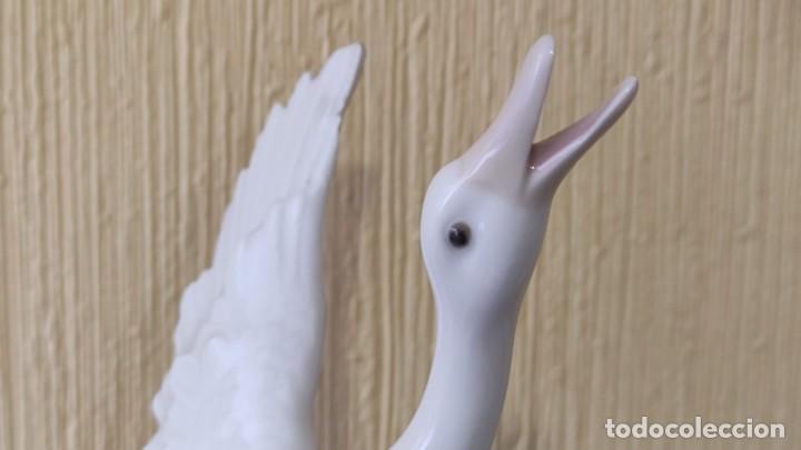Antig&uuml;edades: Oca asustada. Porcelana Lladr&oacute; - Foto 7