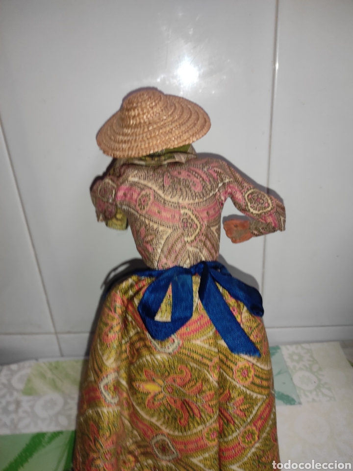 Antig&uuml;edades: Figura de Provenza - Foto 2