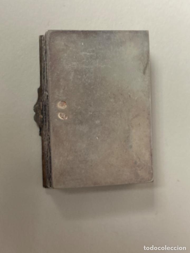 Antig&uuml;edades: Cajita de plata con relieves/K02 - Foto 4