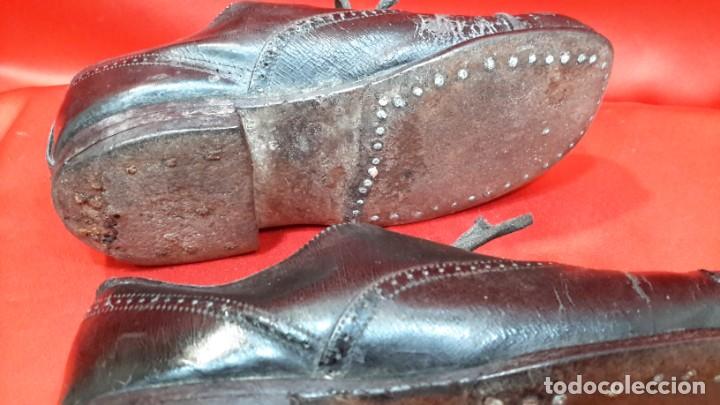 Antig&uuml;edades: PAR DE ZAPATITOS NI&Ntilde;A / O - Foto 5