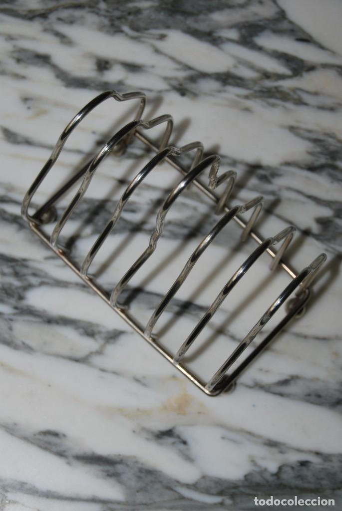 Antig&uuml;edades: SOPORTE MET&Aacute;LICO PARA TOSTADAS - Foto 6