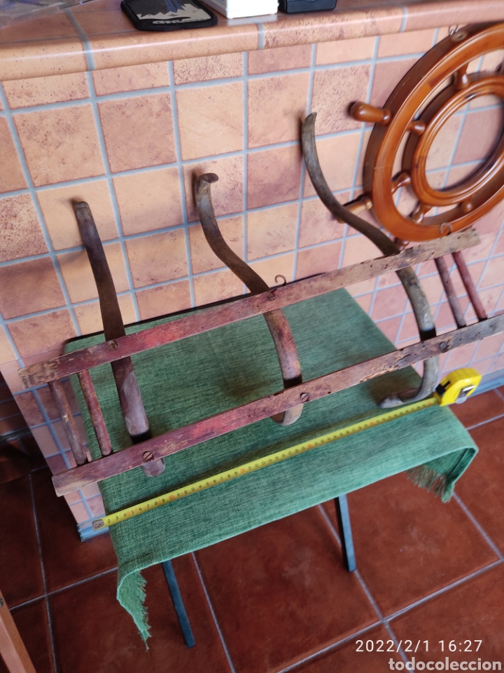 Antig&uuml;edades: Percha muy antigua - Foto 3
