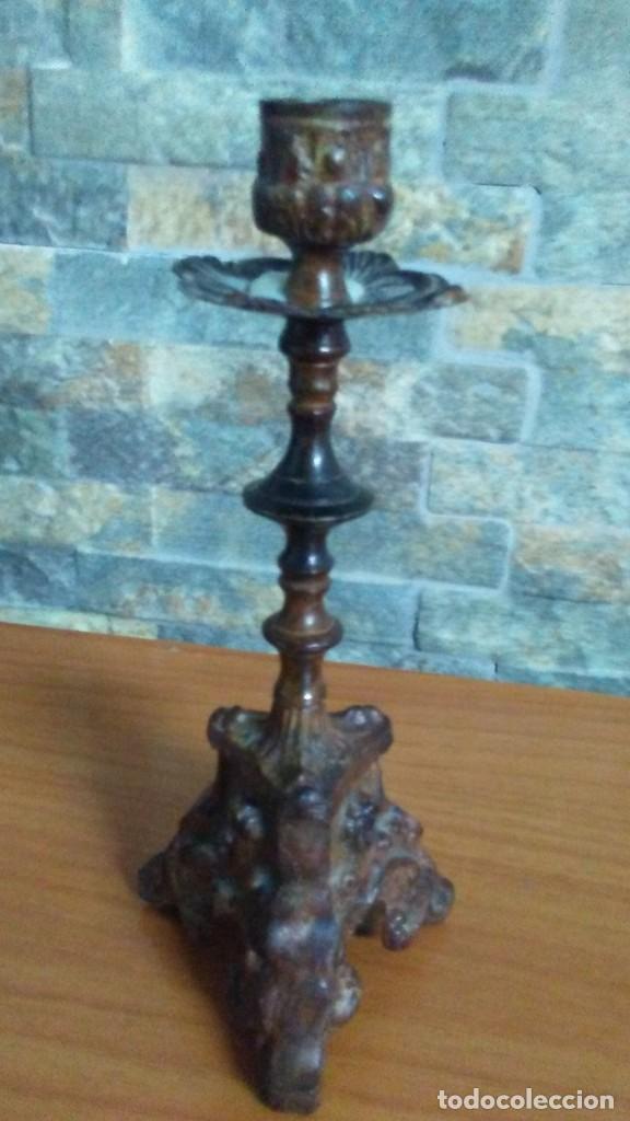 Antig&uuml;edades: CANDELABRO LACADO DE BRONCE - Foto 6
