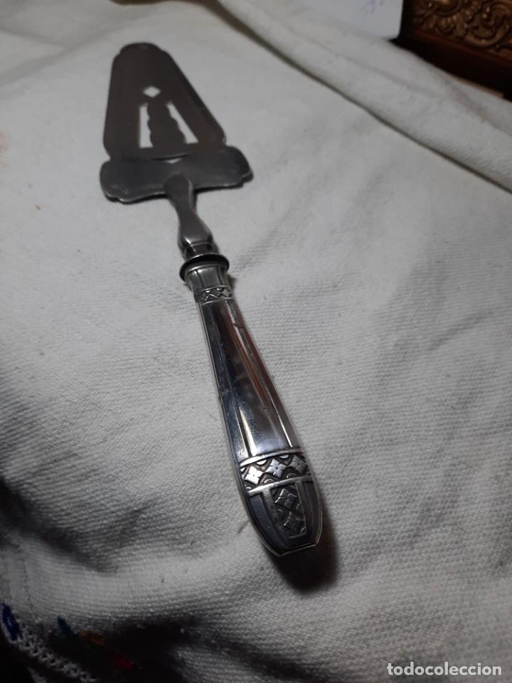Antig&uuml;edades: Preciosa pala para pasteles, mango de plata. - Foto 1