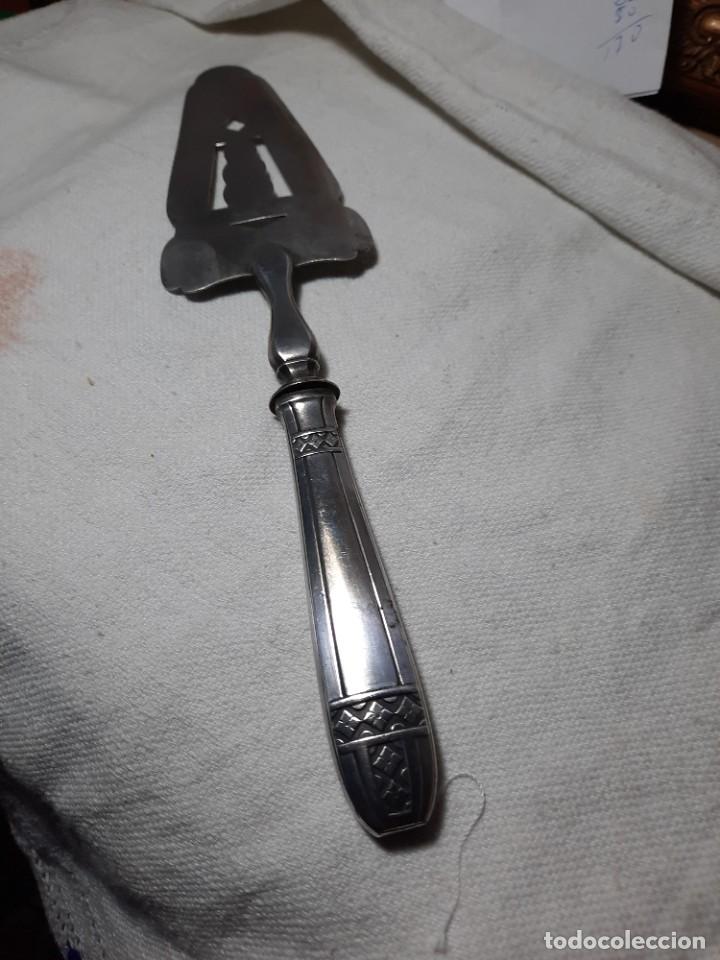 Antig&uuml;edades: Preciosa pala para pasteles, mango de plata. - Foto 4