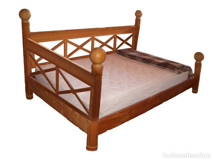 Antig&uuml;edades: Cama colonial en madera natural - Foto 1