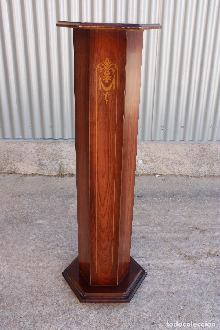 Antig&uuml;edades: columna peana en madera dm - Foto 5