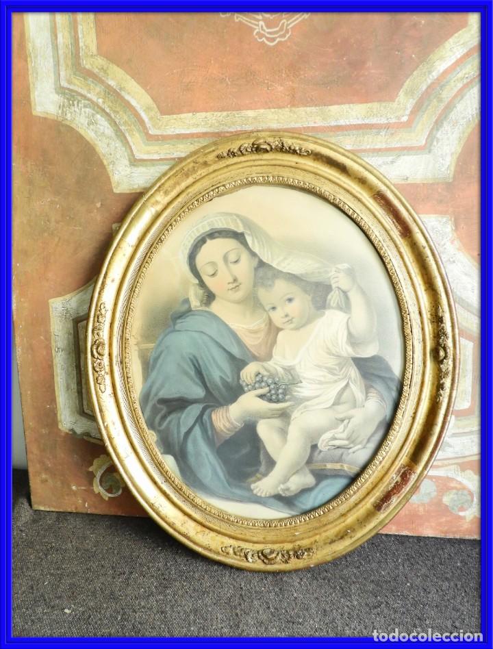 Antig&uuml;edades: CUADRO RELIGIOSO DE MADERA DORADA CON IMAGEN DE LA VIRGEN - Foto 1